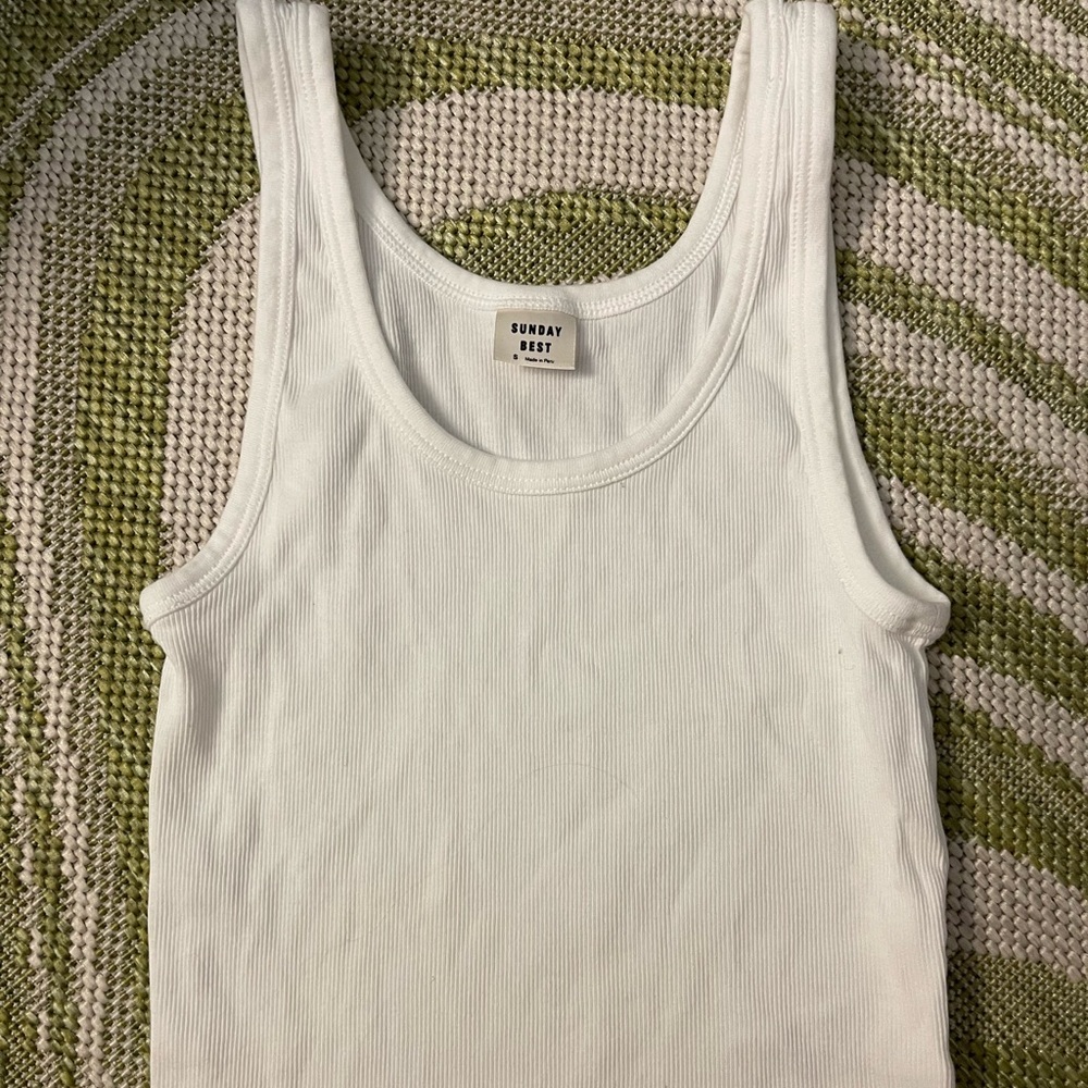 aritzia white tank top